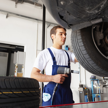 Auto repair center